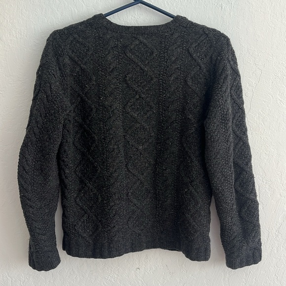 Banana Republic Dark Grey Lamb’s Wool Cable Knit Sweater V Neck - Picture 2 of 4